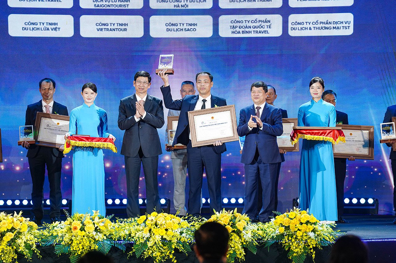Chương trình "Lễ trao Giải thưởng Du lịch Việt Nam năm 2025"